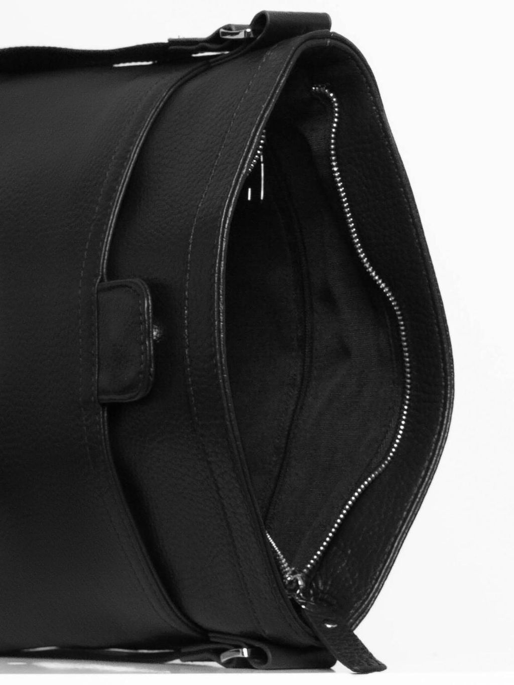 Мужская кожаная сумка Richet 1603LN 831 Черный