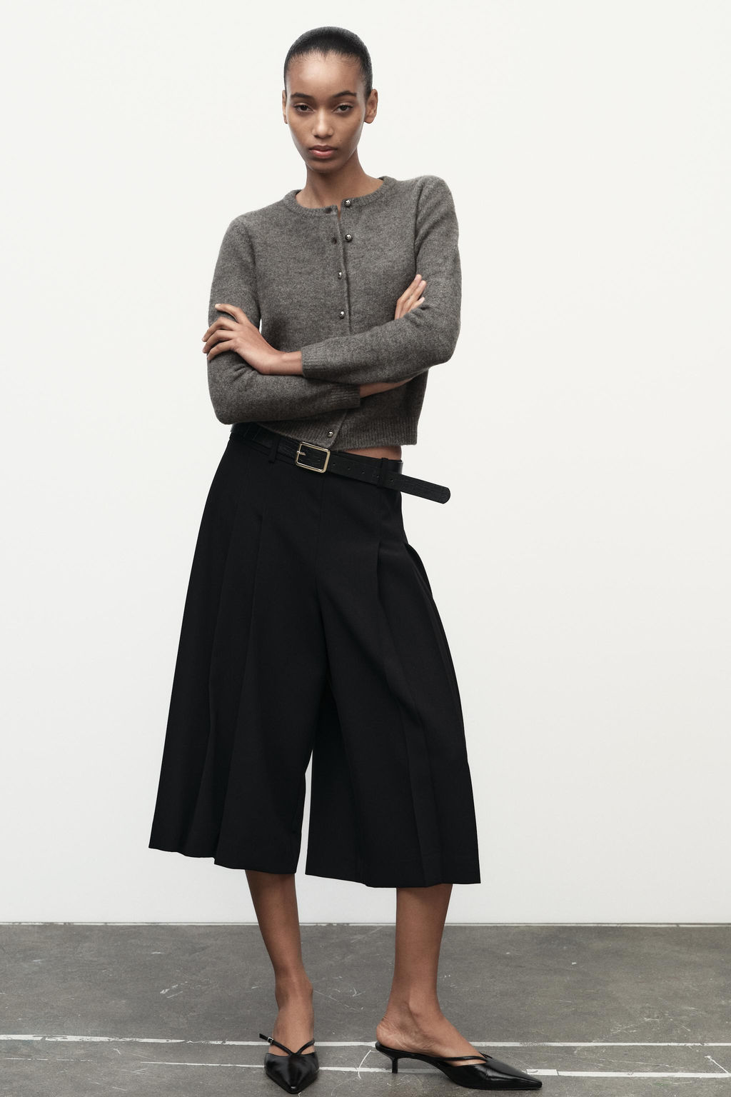 CARDIGAN WITH METAL BUTTONS