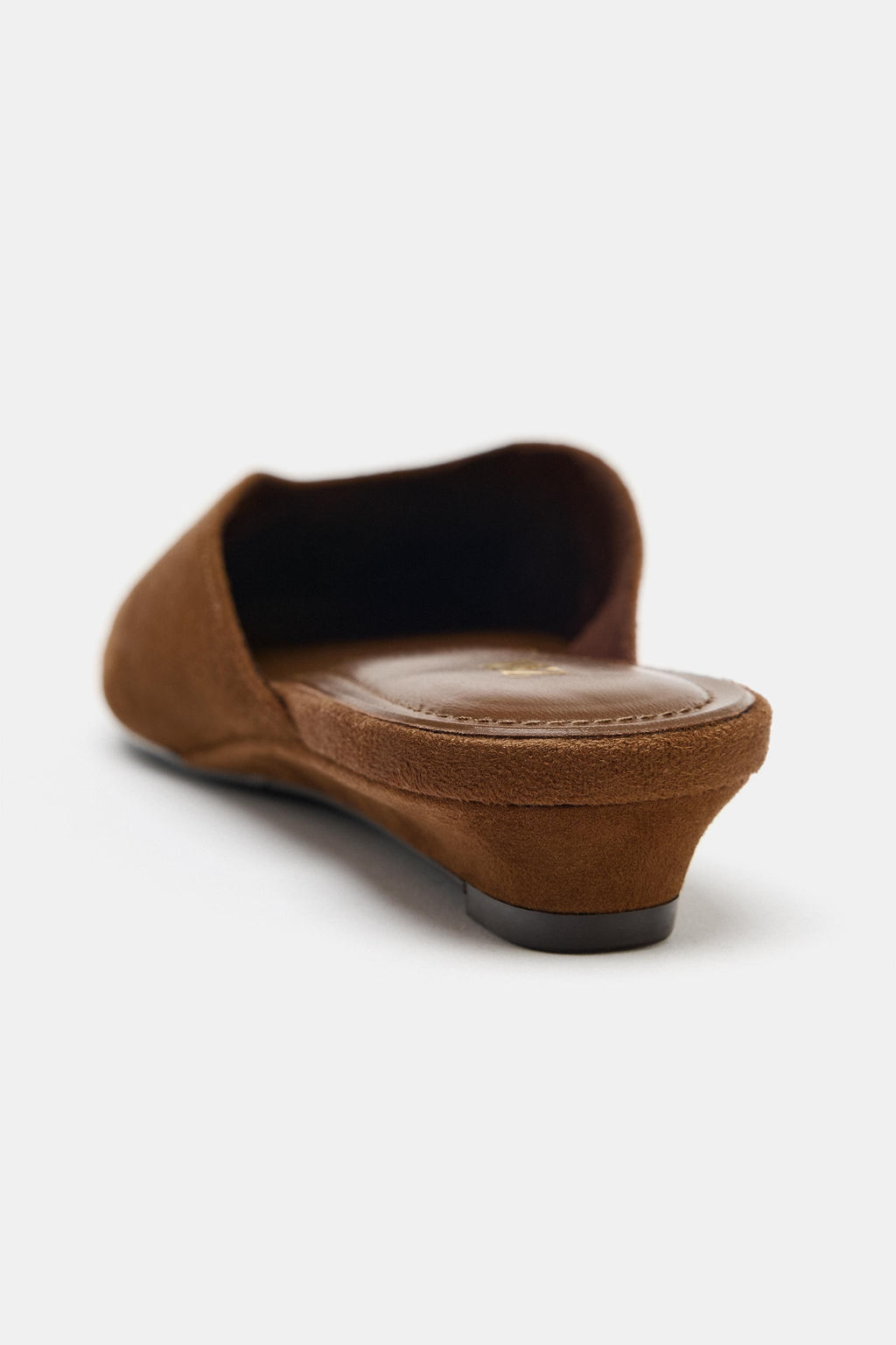 ZAPATO DESTALONADO CU?A ANTE / Marr?n - Zara фото 6