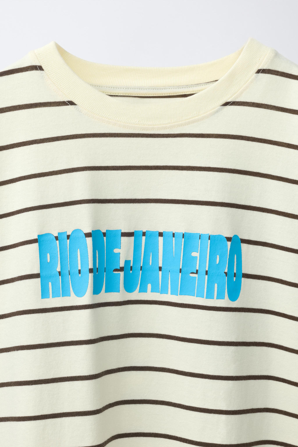 CAMISETA RAYAS TEXTO / rayas