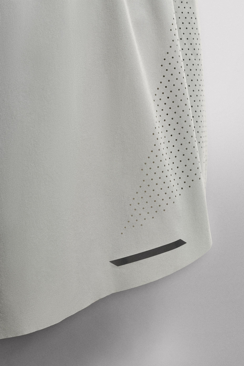 PANTALONES CORTOS LIGEROS RUNNING / Gris perla - Zara фото 10