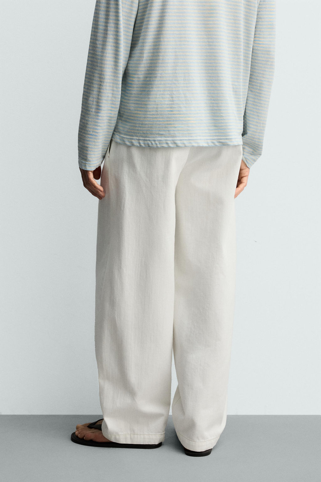 PANTAL?N CHINO DENIM BARREL FIT PLIEGUES / Blanco - Zara фото 3
