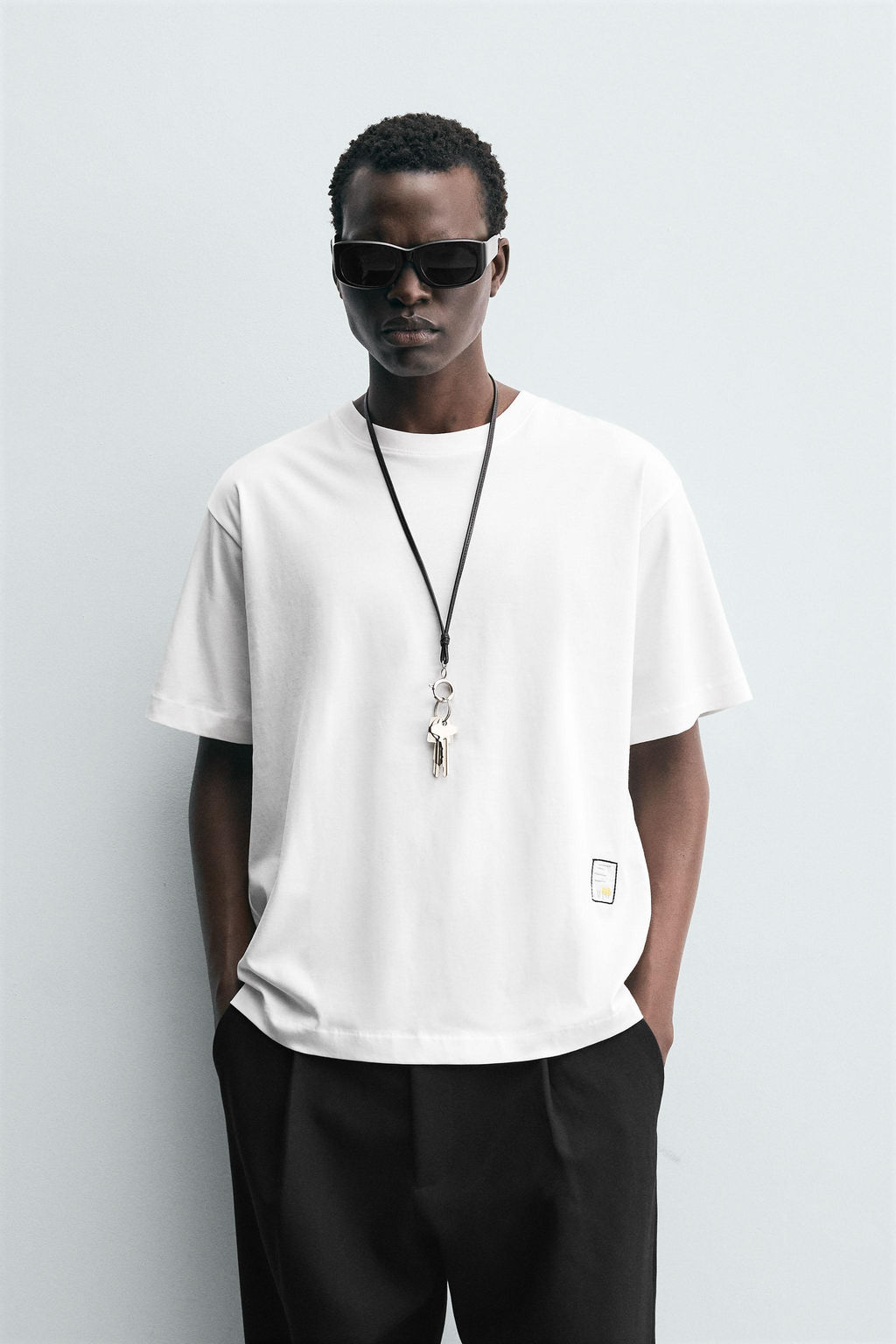 CONTRAST PATCH T-SHIRT - Zara фото 2