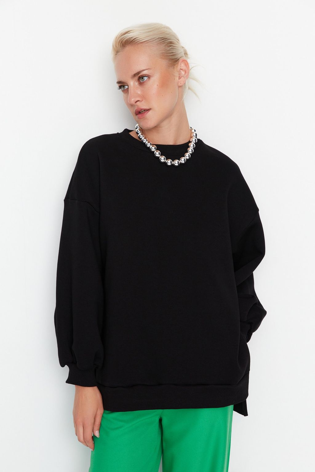 TRENDYOLMILLA Ekru Oversize/Genis Kal?p Y?rtmac Detayl? Kal?n Ici Polarl? Orme Sweatshirt TWOAW23SW00195  фото 7