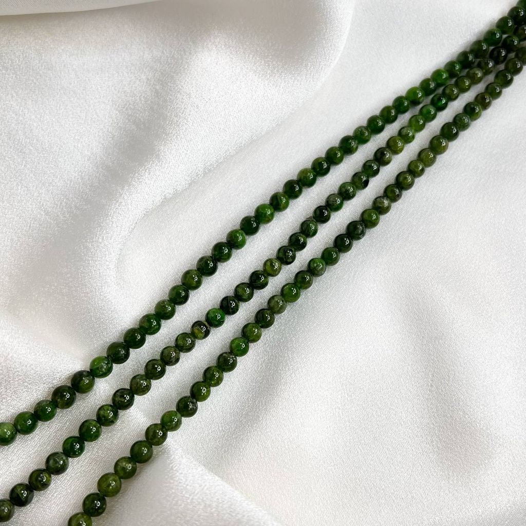 Бусины для украшений из Хромдиопсида