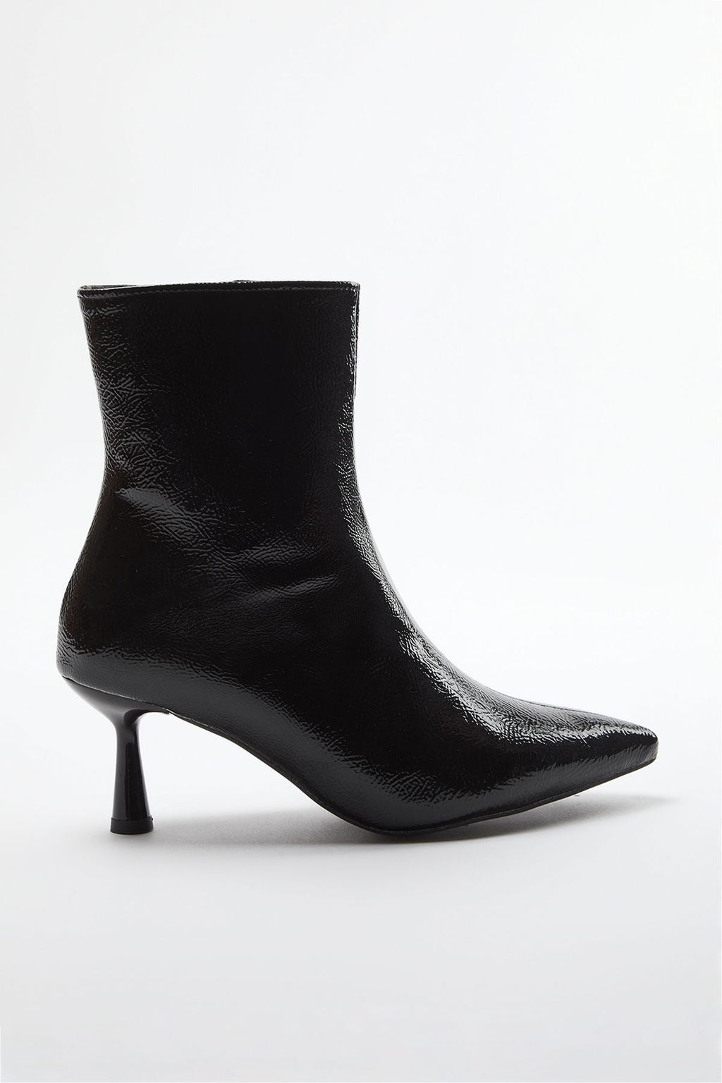 Trendyol Shoes Siyah Fermar Detayl? Sivri Burun Ince Topuklu Kad?n Bot TAKAW25BO00005 - Trendyolmilla фото 4