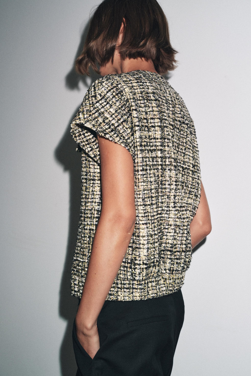 TEXTURED WAISTCOAT WITH BUTTONS ZW COLLECTION - Zara фото 3