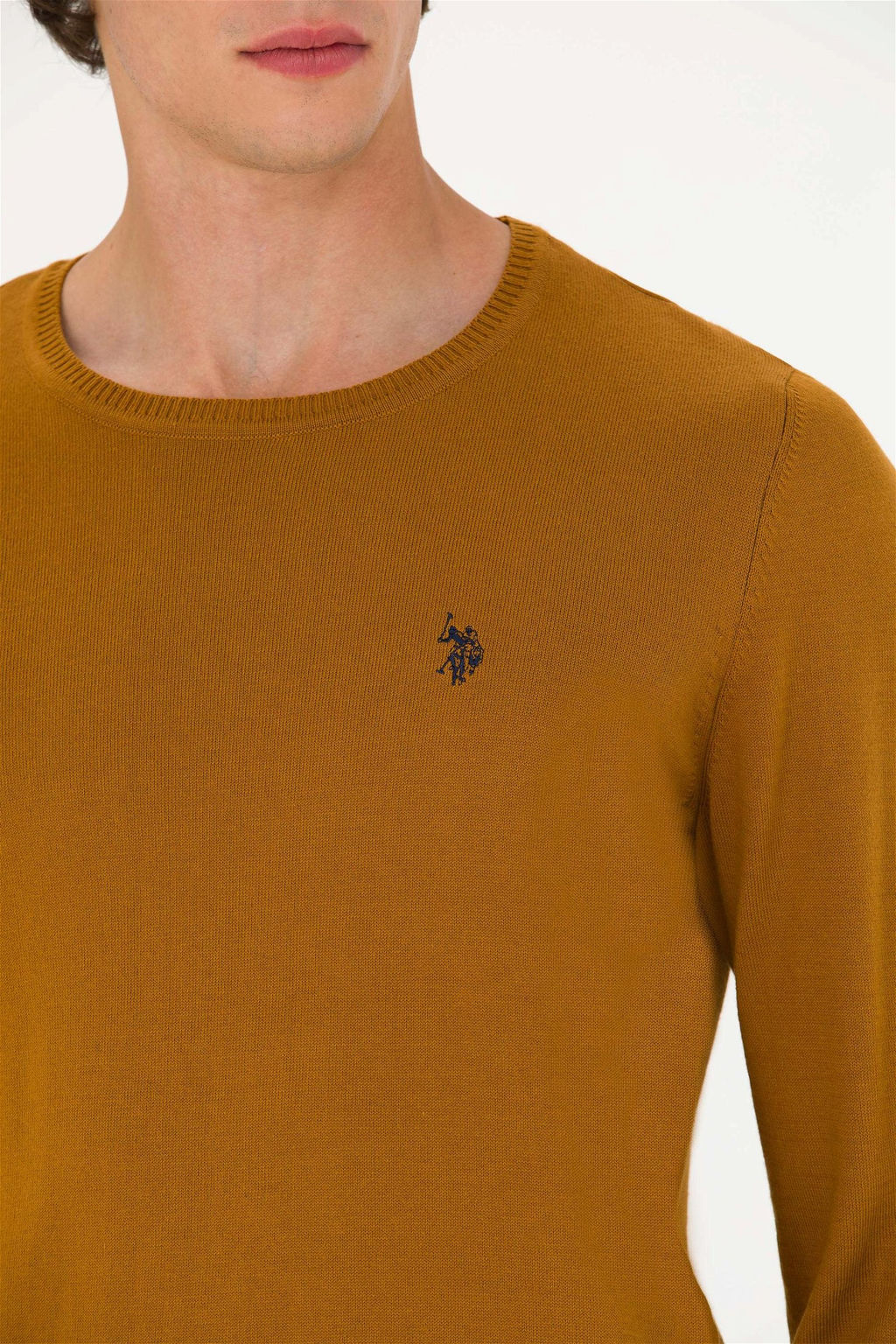 U. S. Polo Assn Мужской базовый свитер кокосового цвета - U.s. polo assn фото 14