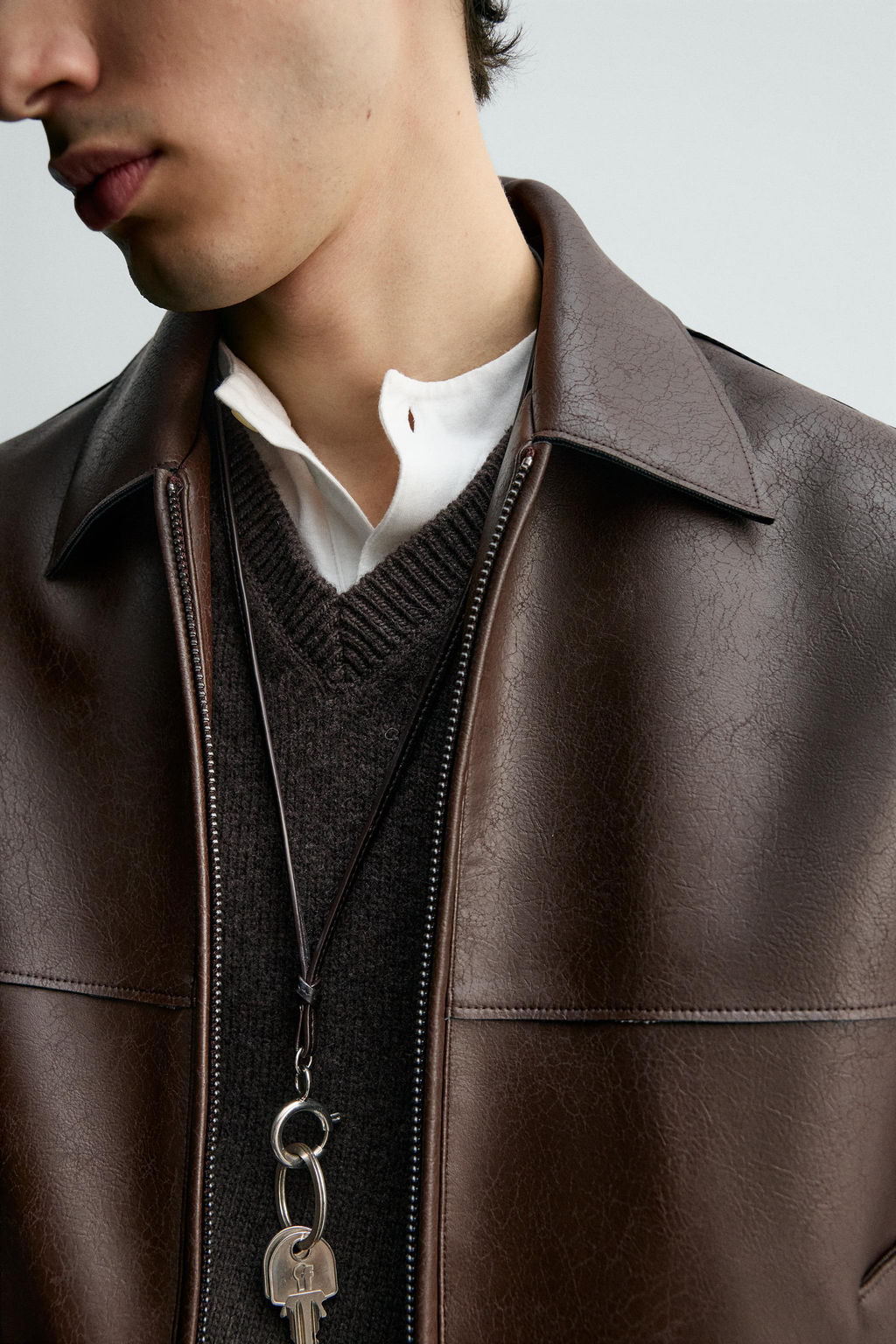 LEATHER EFFECT JACKET - Zara фото 6