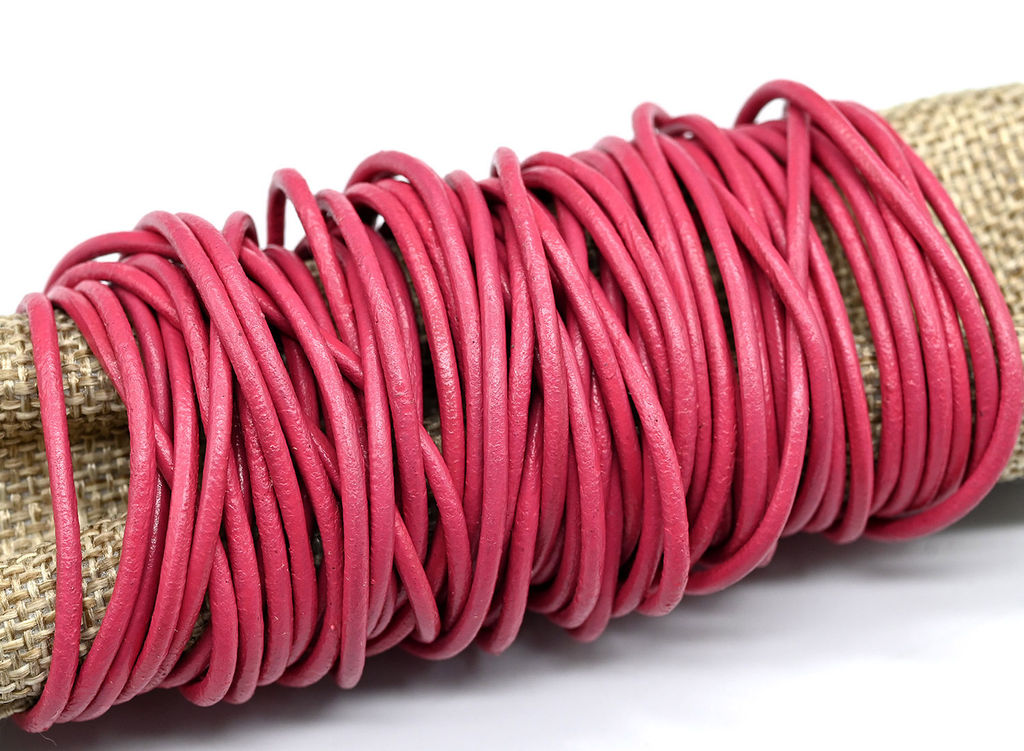 Шнур кожа искусственная 2мм цв. клубнично-красный, цена указана за метр