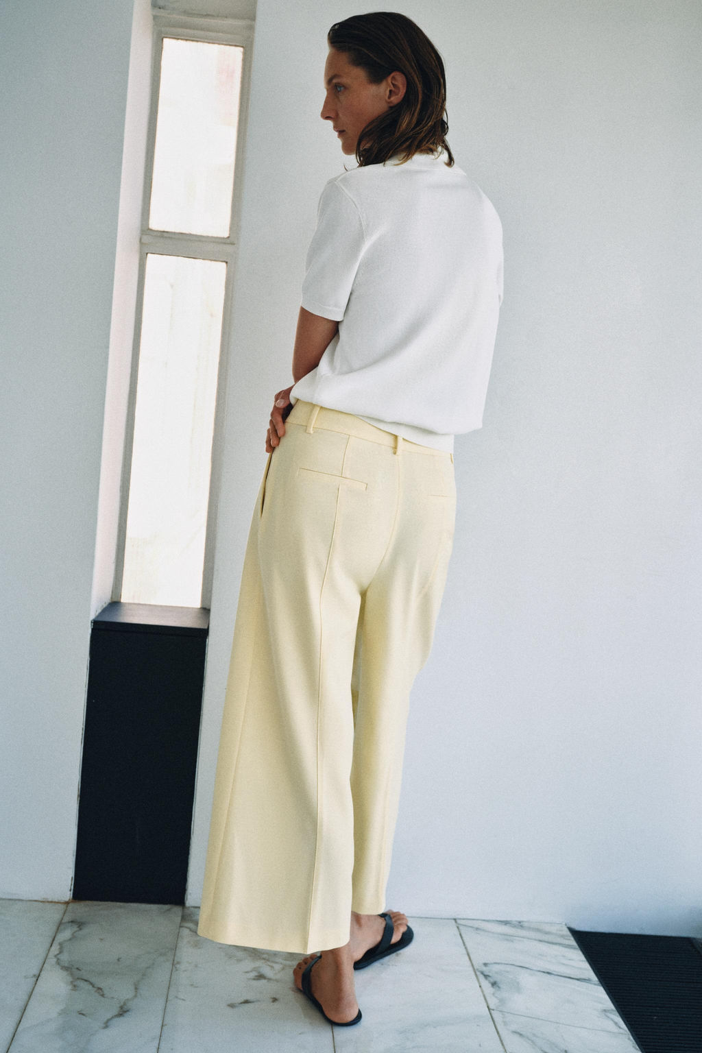 PANTAL?N CROPPED ZW COLLECTION / Amarillo pastel - Zara фото 3