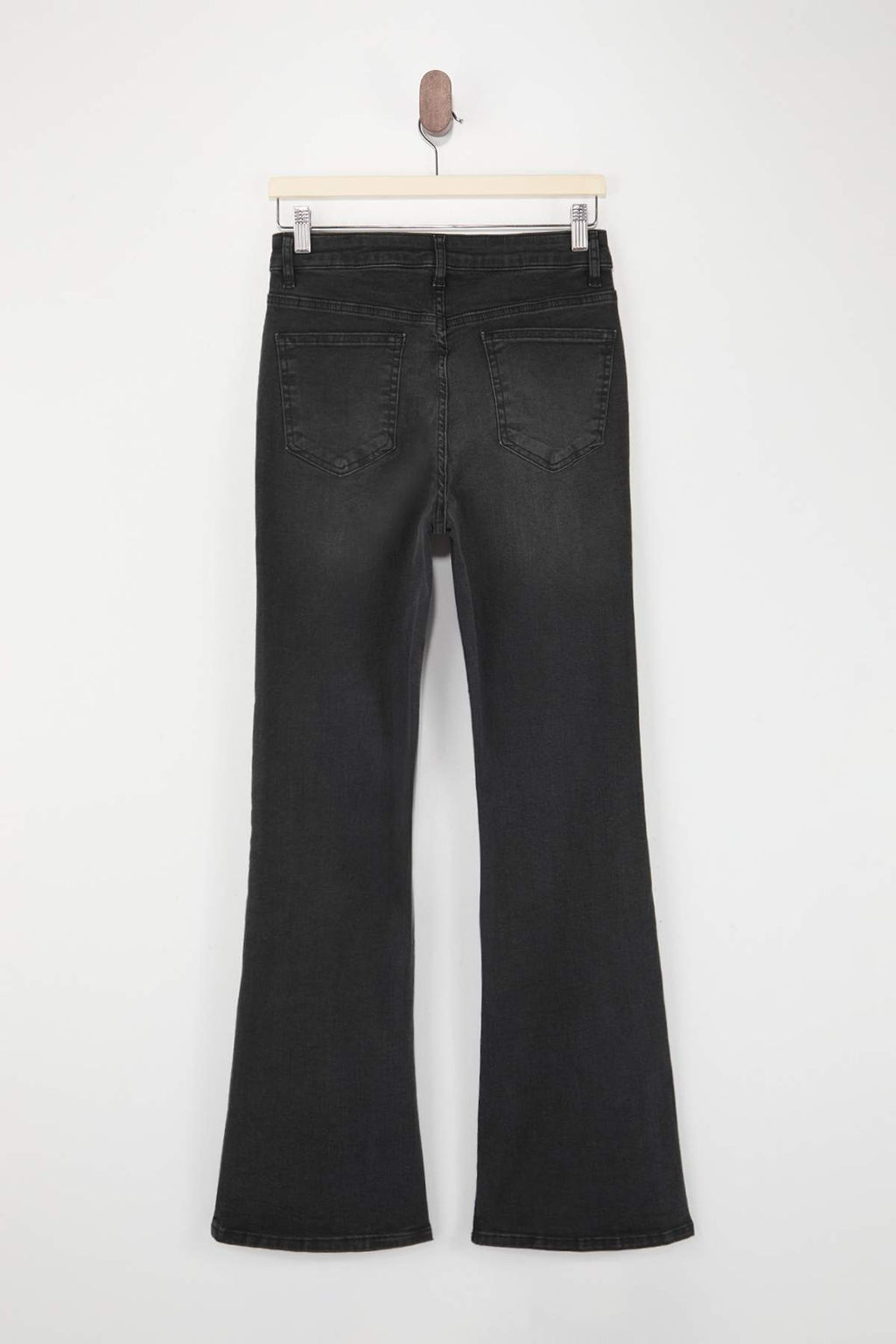 Limited Edition Siyah TOPARLAYICI Yuksek Bel Ekstra Esnek Flare Uzun Boy Jeans TWOSS26JE00103