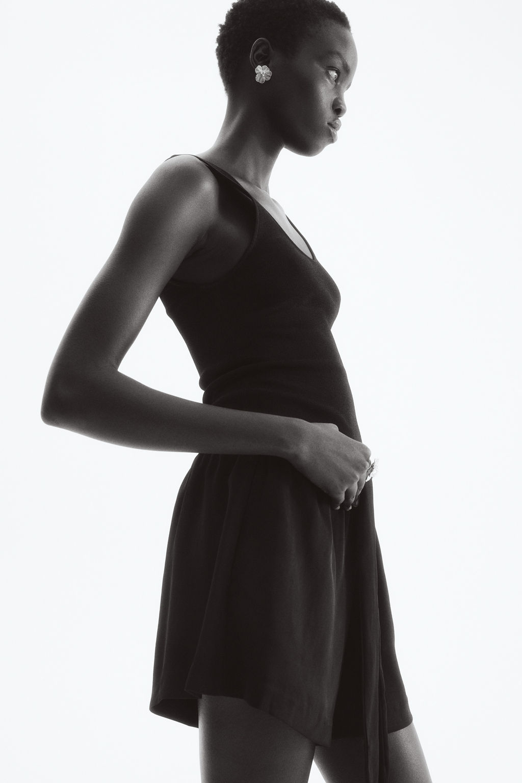 Pantal?n corto de sarga con cord?n de ajuste - H&m фото 8