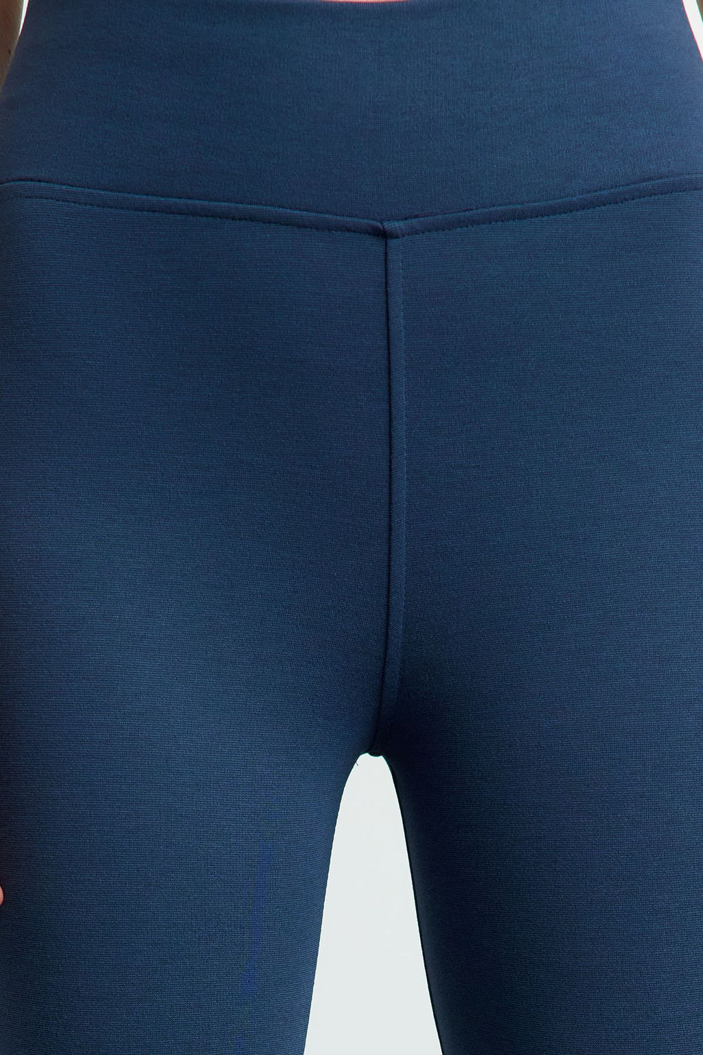 TRENDYOLMILLA Siyah Toparlay?c? Beli Lastikli Yuksek Bel Esnek Orme Tayt TWOAW20TA0087