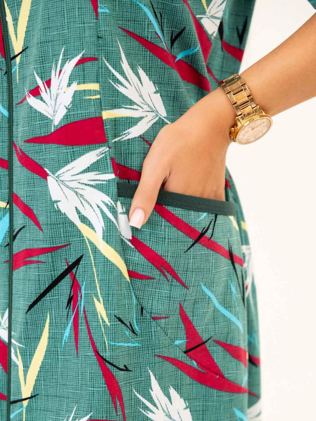 Халат женский, цвет зеленый