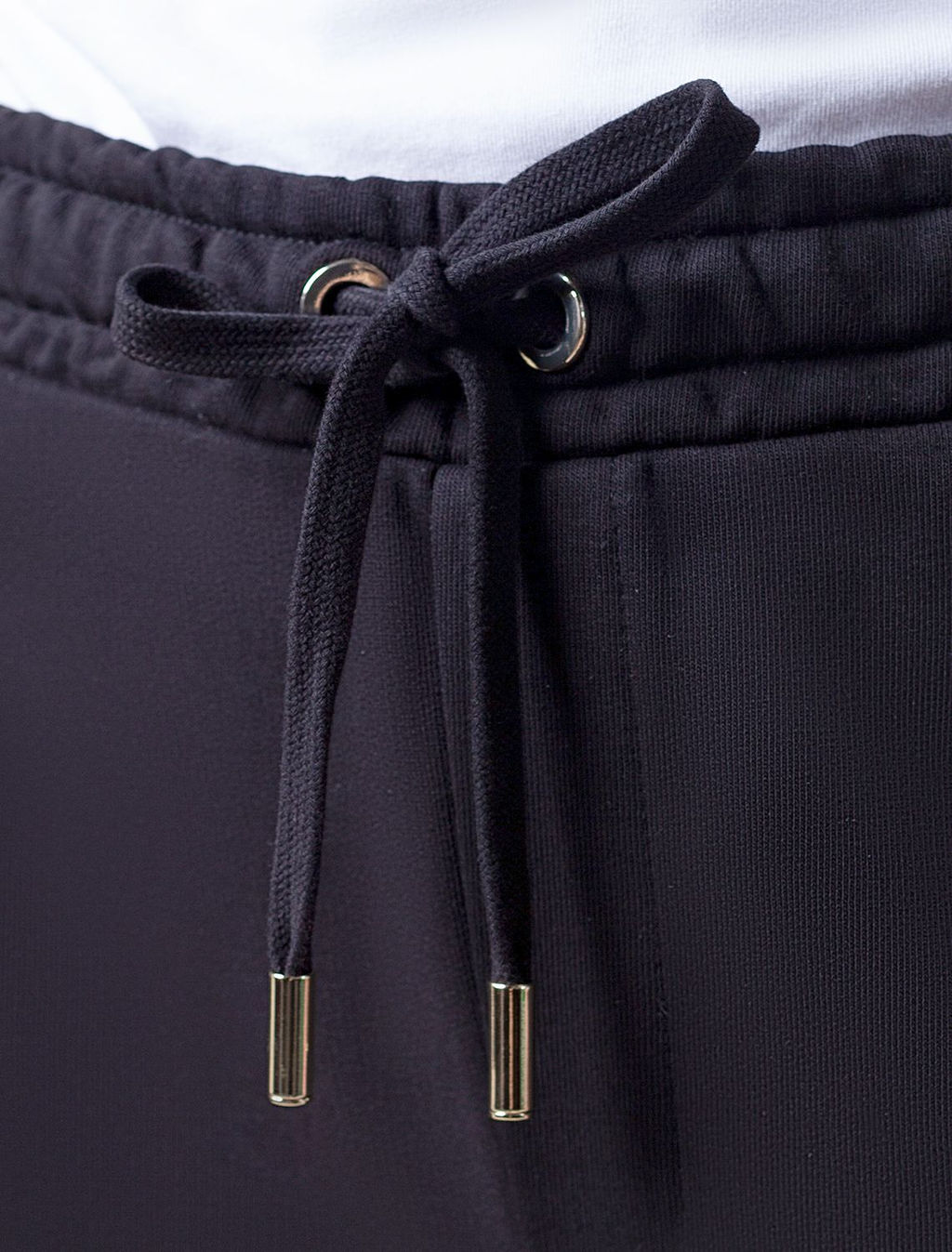 D44.079 Брюки женские черный