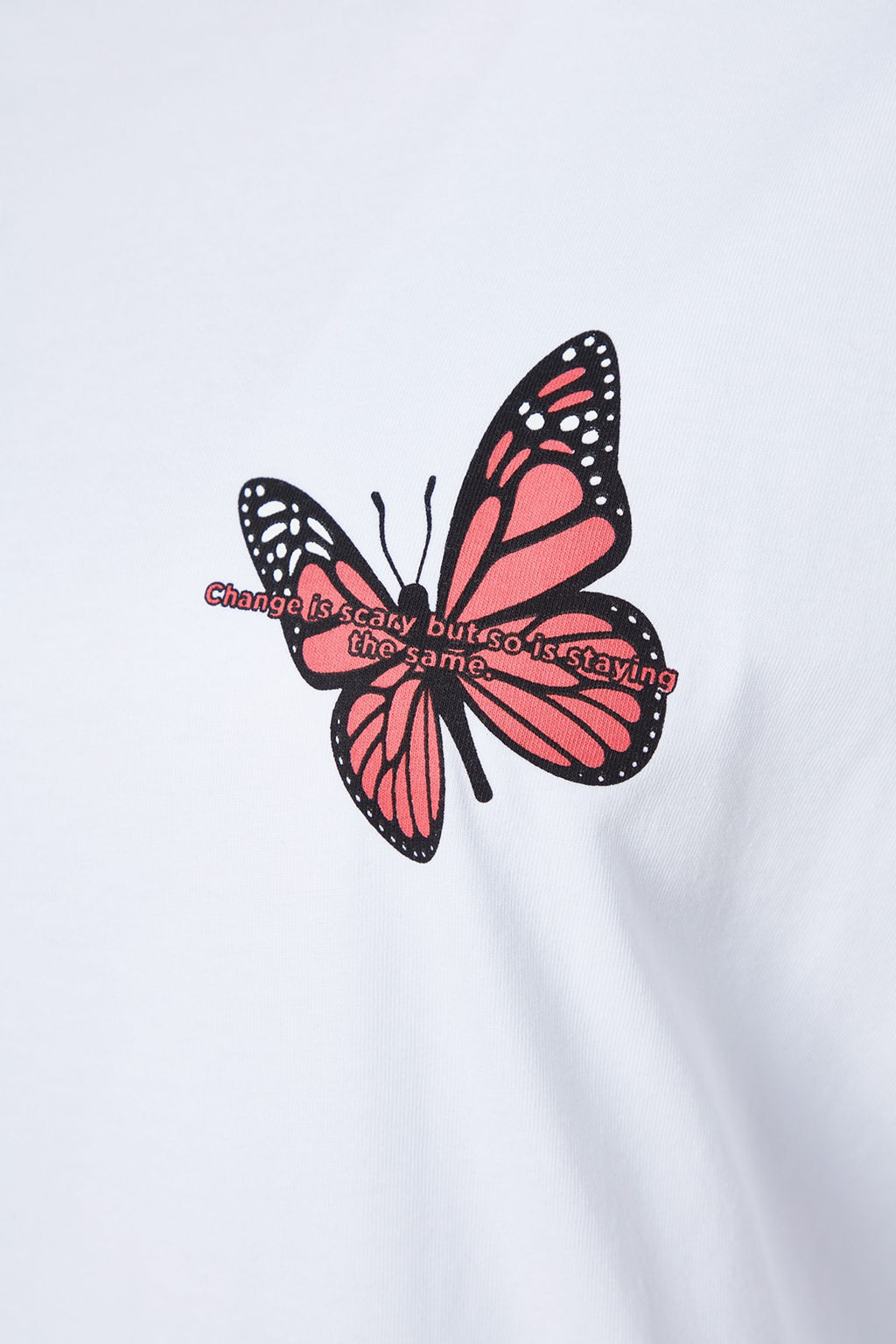 TRENDYOLMILLA Beyaz %100 Pamuk Gogus ve S?rt Bask?l? Oversize Orme T-Shirt TWOSS23TS00188 фото 5