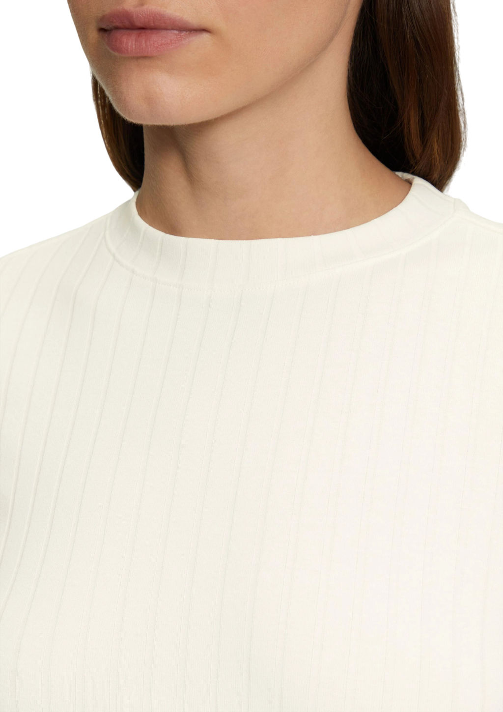 Футболка женская