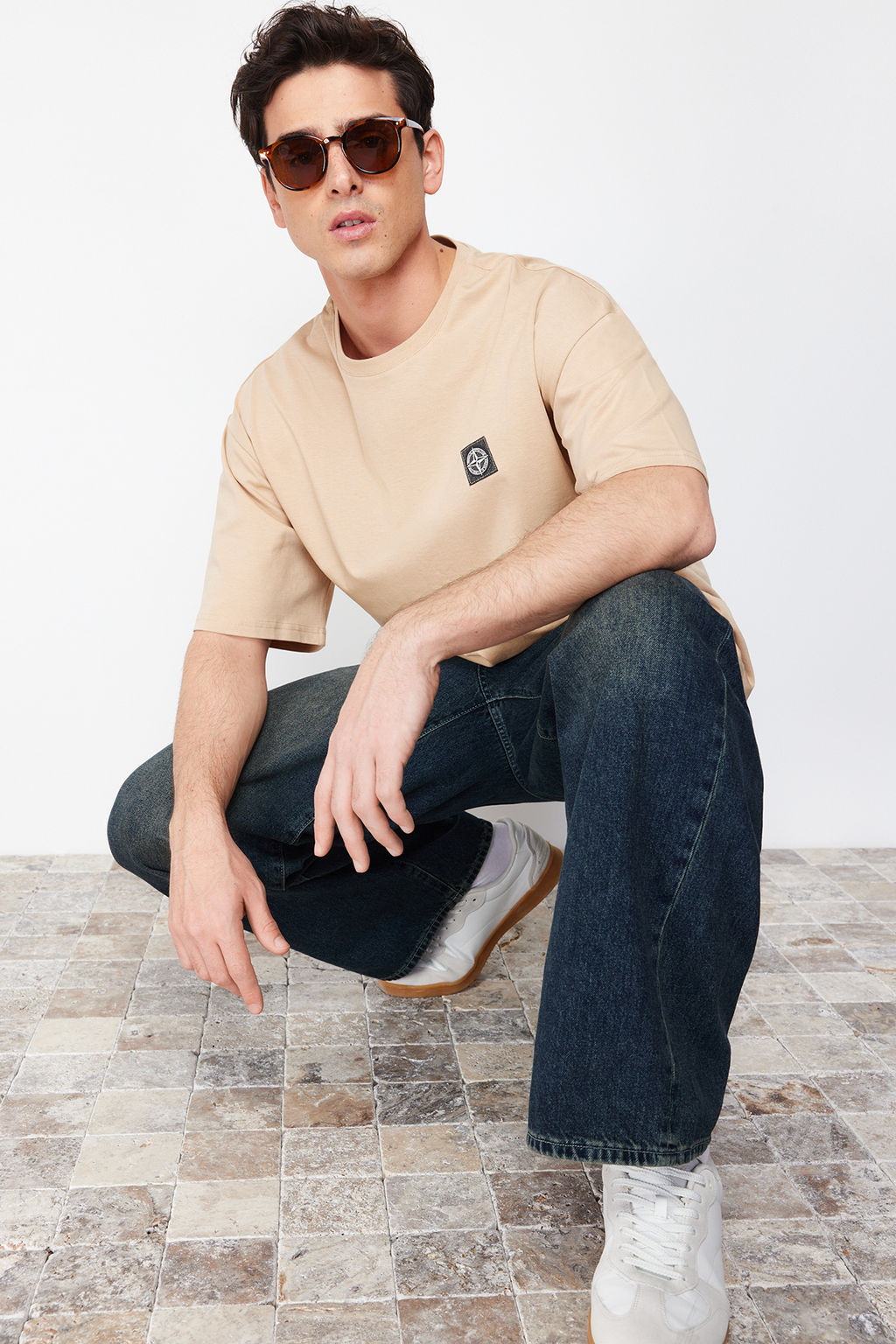 Bej Oversize Pusula Etiketli %100 Pamuklu T-Shirt TMNSS24TS00111 - Trendyolmilla фото 4