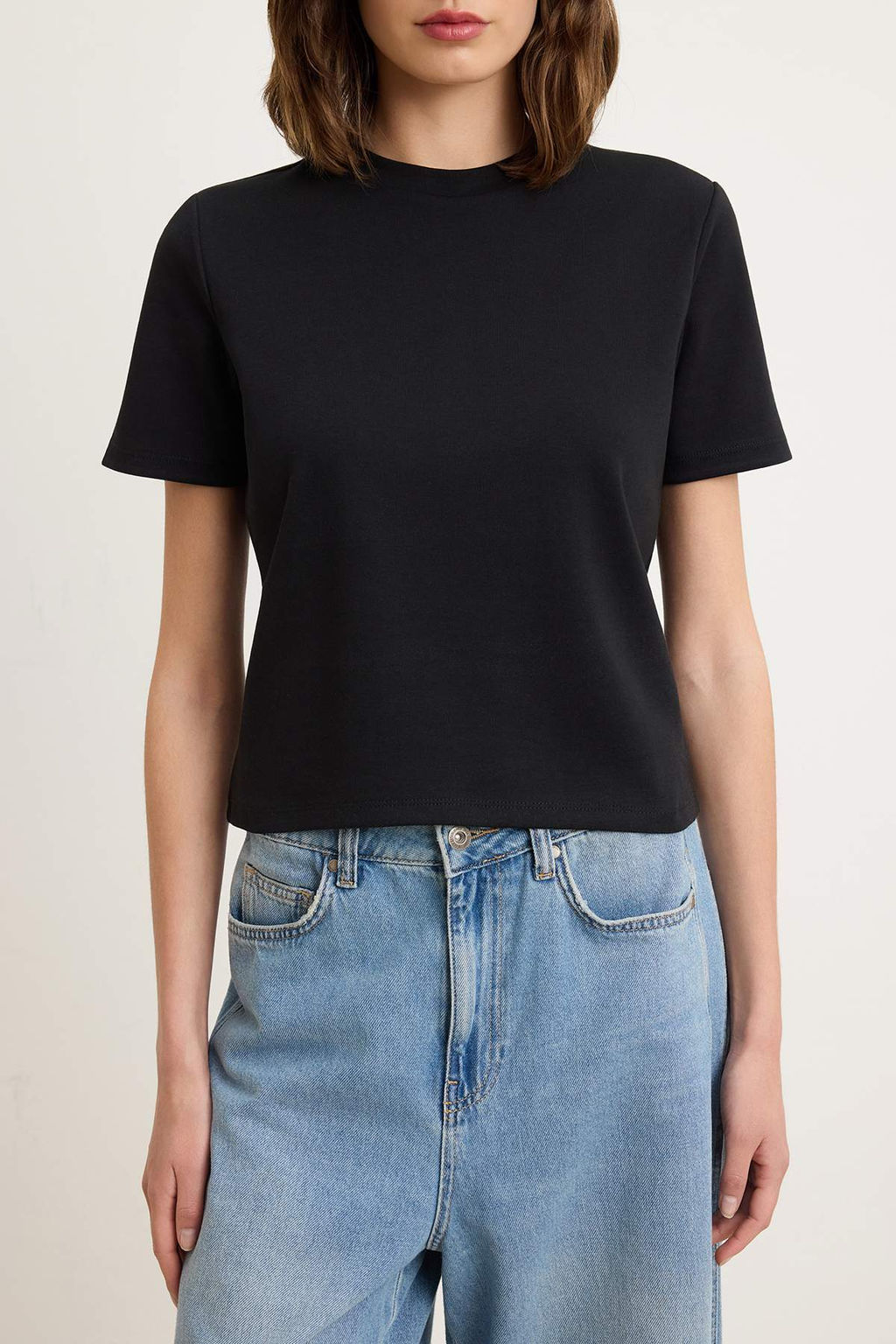 Siyah-Beyaz Kal?n Pamuklu Tok Kumasl? Regular Kesim Orme T-Shirt Orme T-Shirt TWOSS26TS00302 - Trendyolmilla фото 6