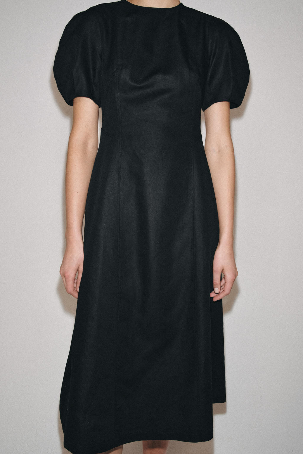 VESTIDO MIDI CON LINO ZW COLLECTION / Negro - Zara фото 5