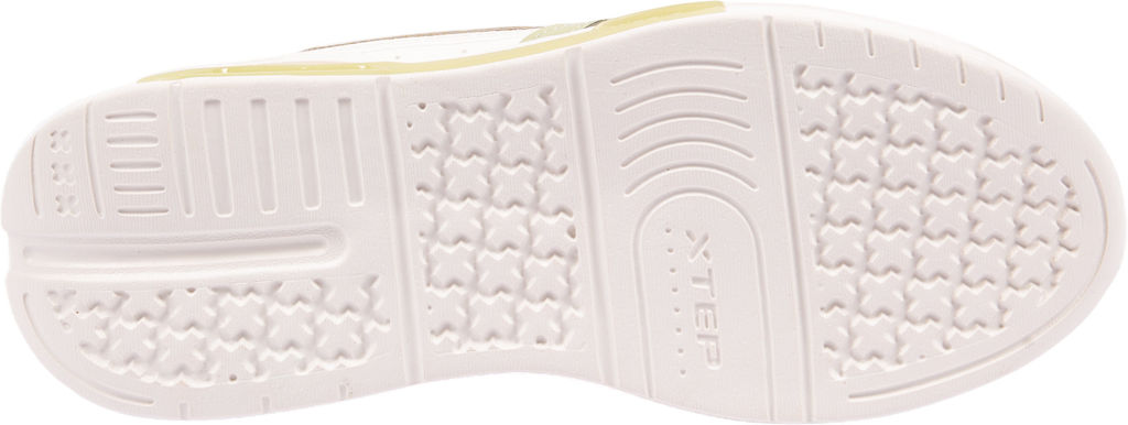 Кроссовки женские