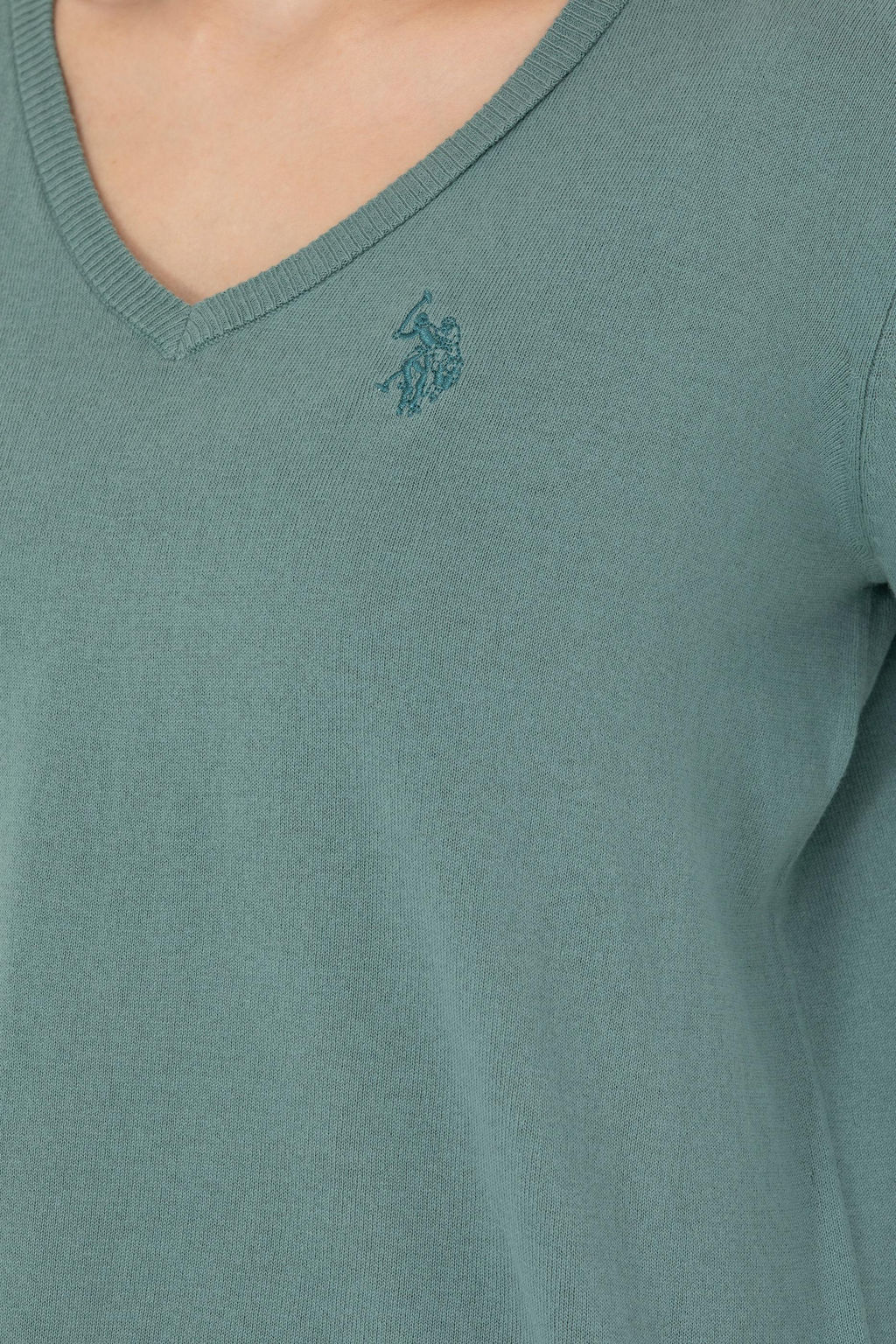 Kad_n Mint V Yaka Basic Kazak