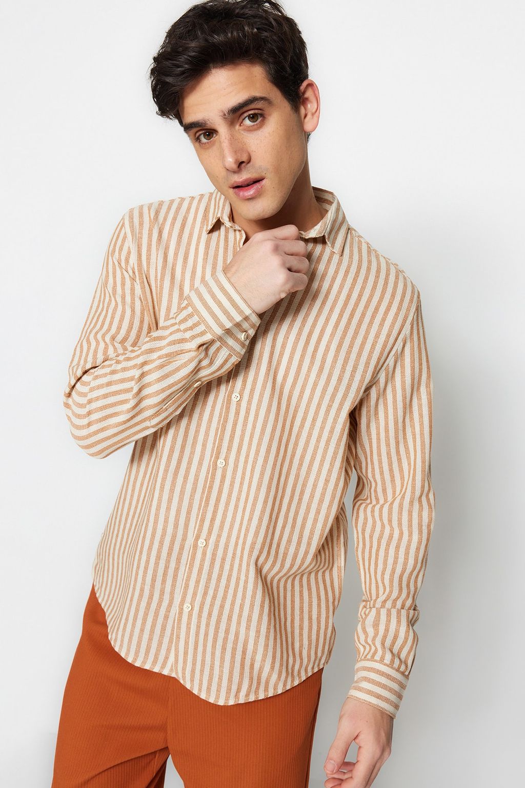TRENDYOL MAN Premium Lacivert Regular Fit Cizgili Dokulu Keten Gorunumlu Gomlek TMNSS23GO00062 - Trendyolmilla фото 4
