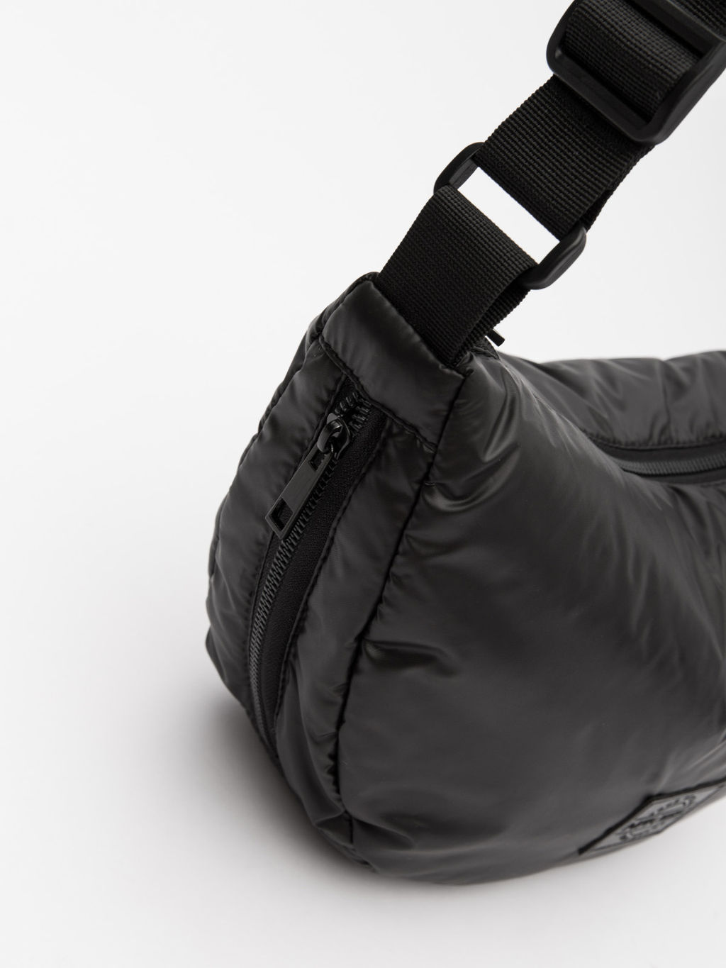 V64 502 01 Сумка женская