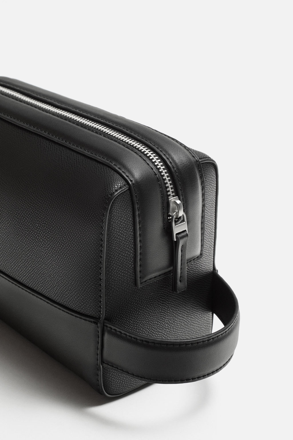 PLAIN TOILETRY BAG - Zara фото 3