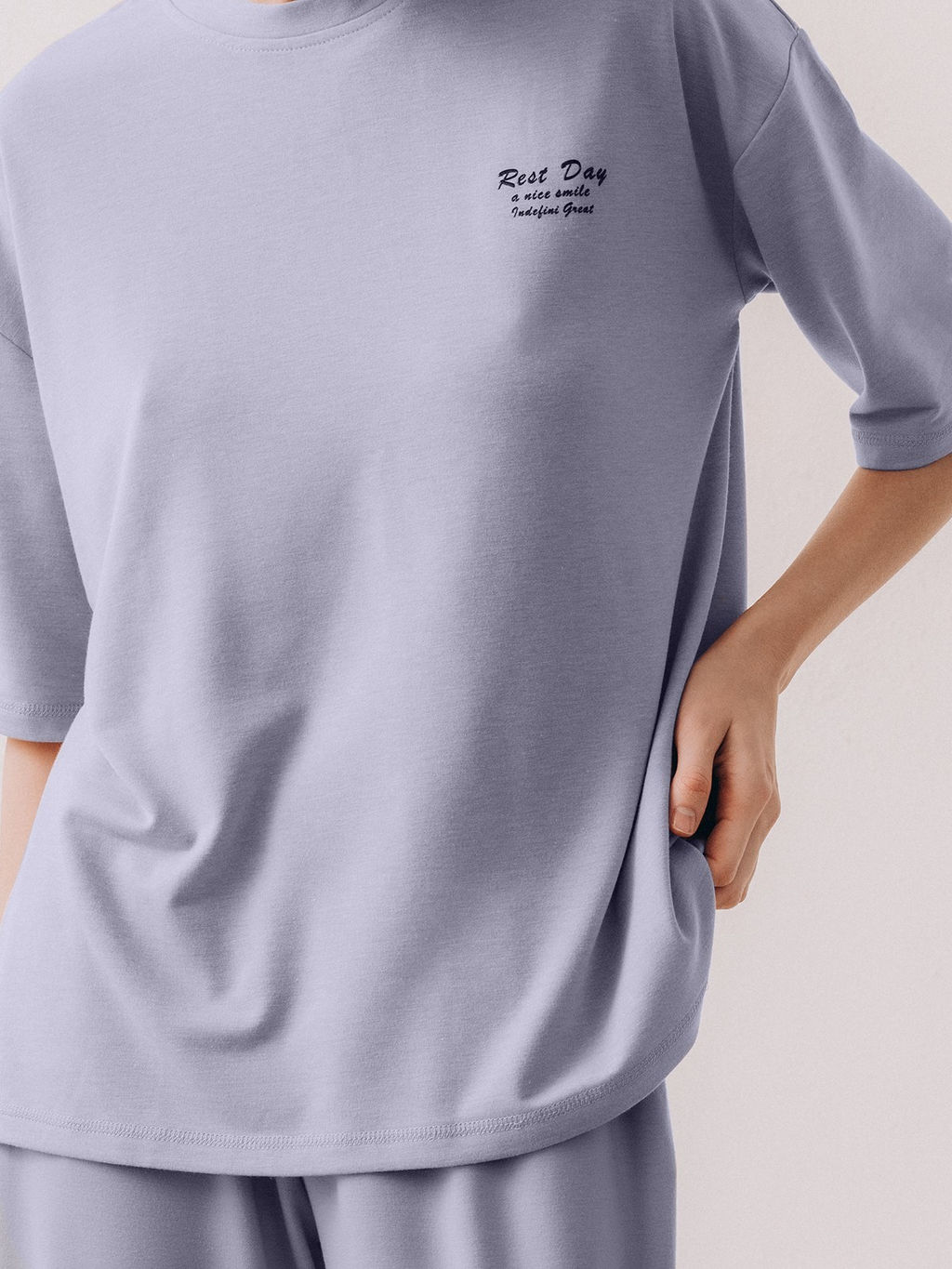 Пижама домашняя Indefini футболка и брюки из полиэстера голубая  фото 3