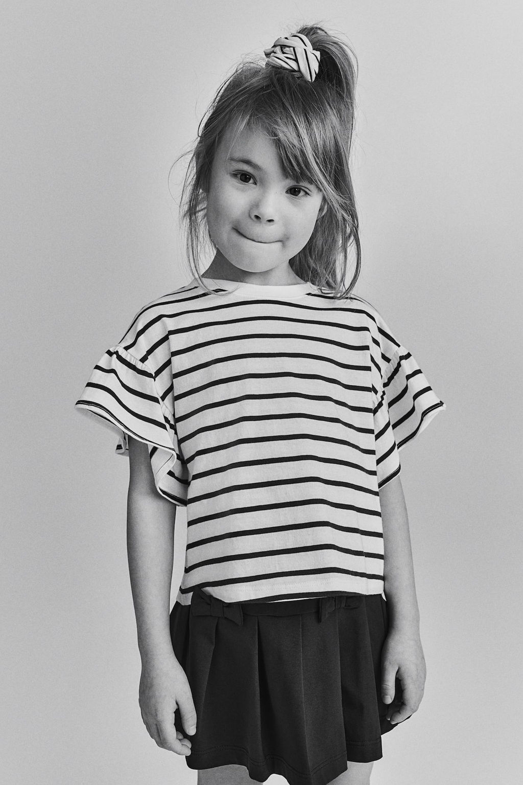 Camiseta de punto con manga de volantes - H&m фото 3