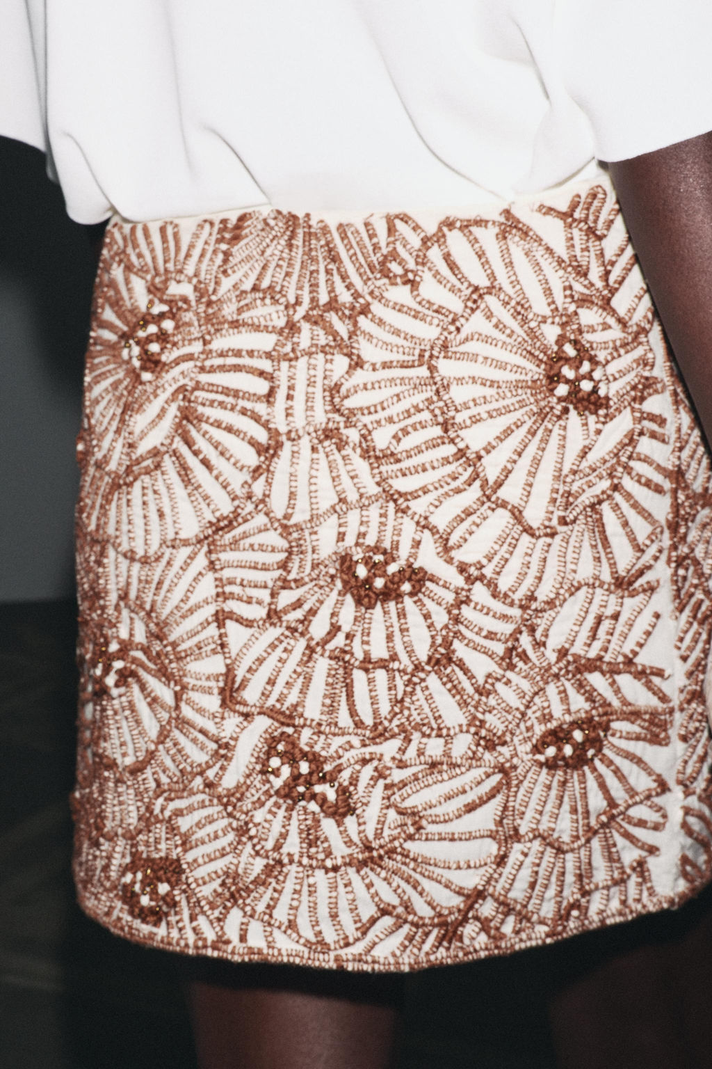 ZW COLLECTION FLORAL EMBROIDERY MINI SKIRT - Zara фото 3