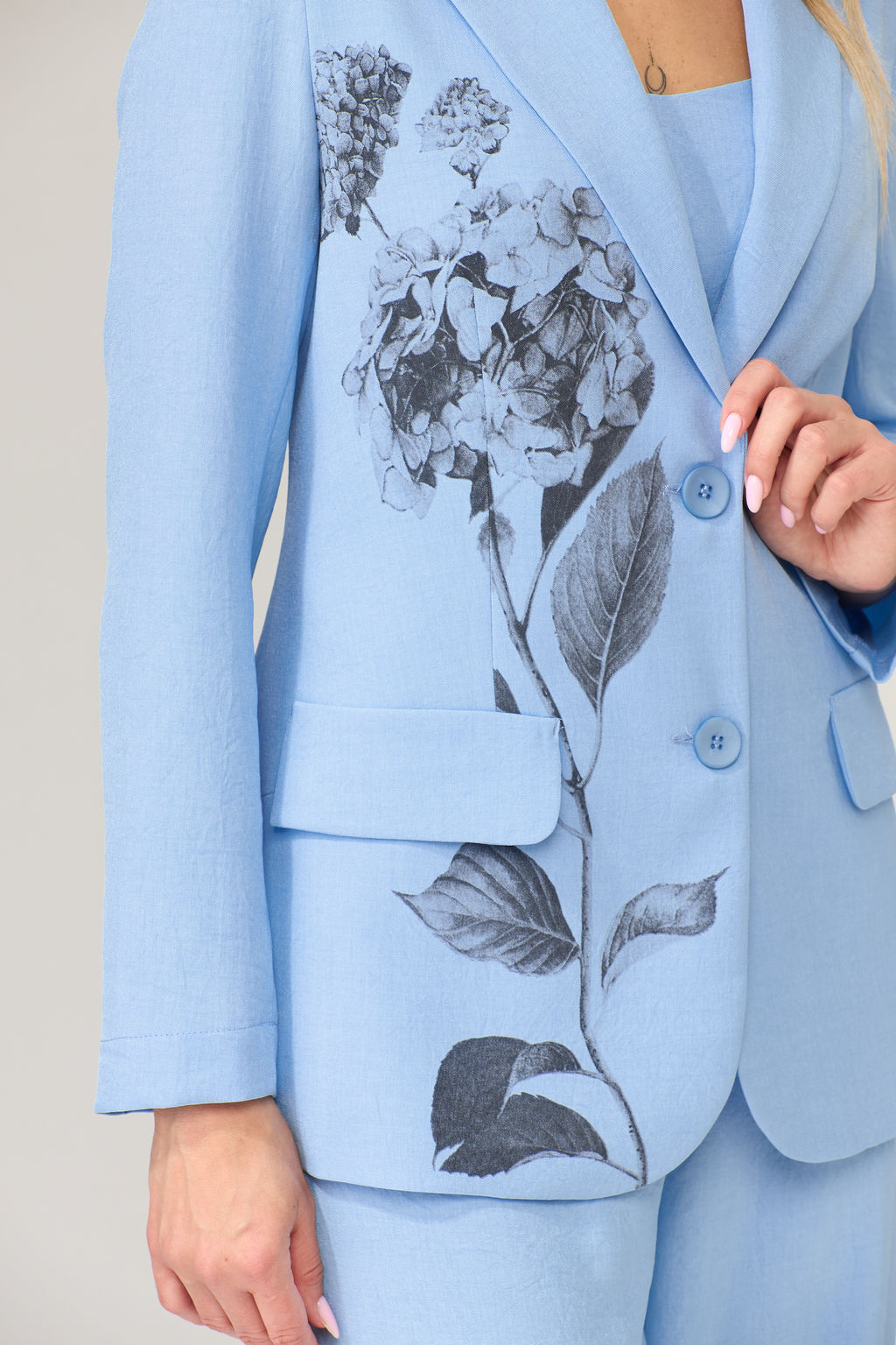 Костюм из жакета, топа и брюк. - Gizart фото 7