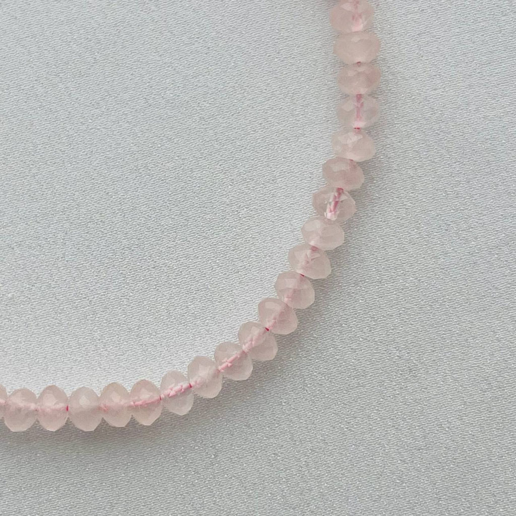 Бусы из Розового кварца