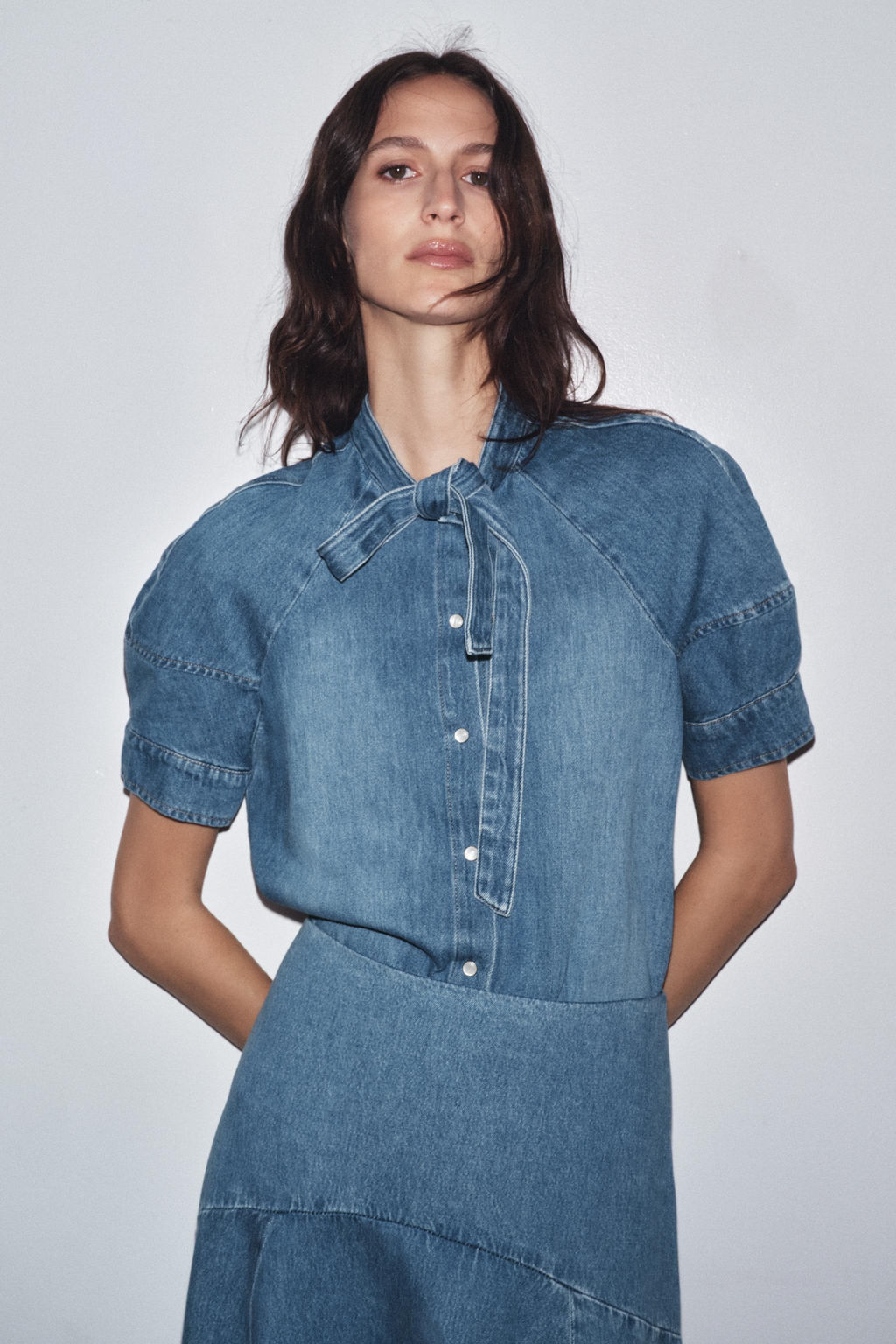 ZW COLLECTION DENIM SHIRT WITH TIE - Zara фото 2