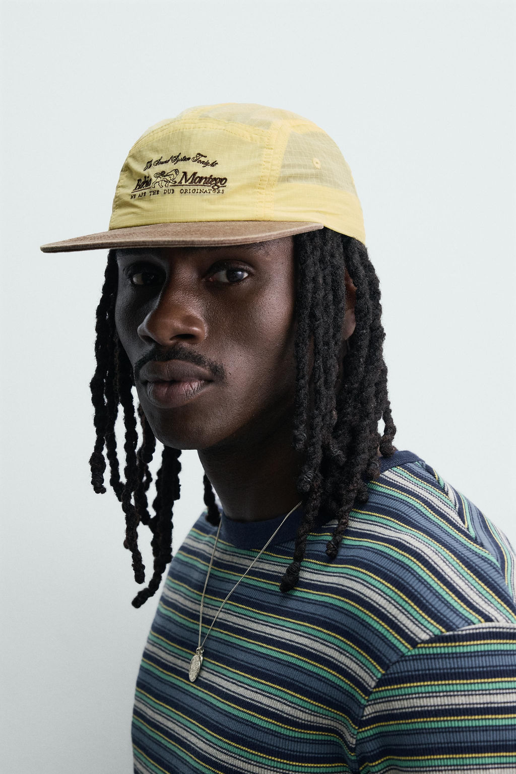 Кепка Visor Plano Bordado Contraste желтая