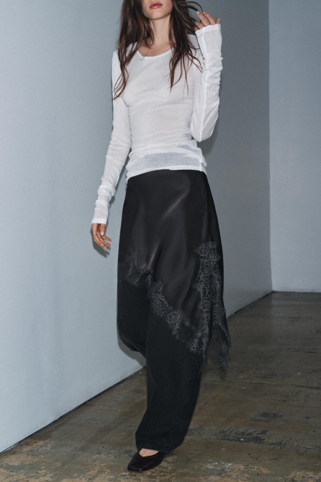 ZW COLLECTION SATIN LACE SKIRT - Zara фото 3