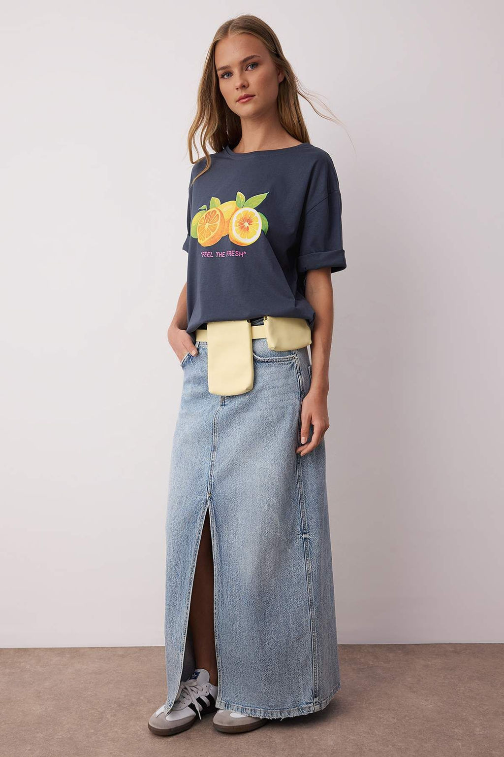 Ekru %100 Suprem Oversize/Genis Kal?p Kokteyl Bask?l? Orme T-Shirt TWOSS25TS00217 - Trendyolmilla фото 2