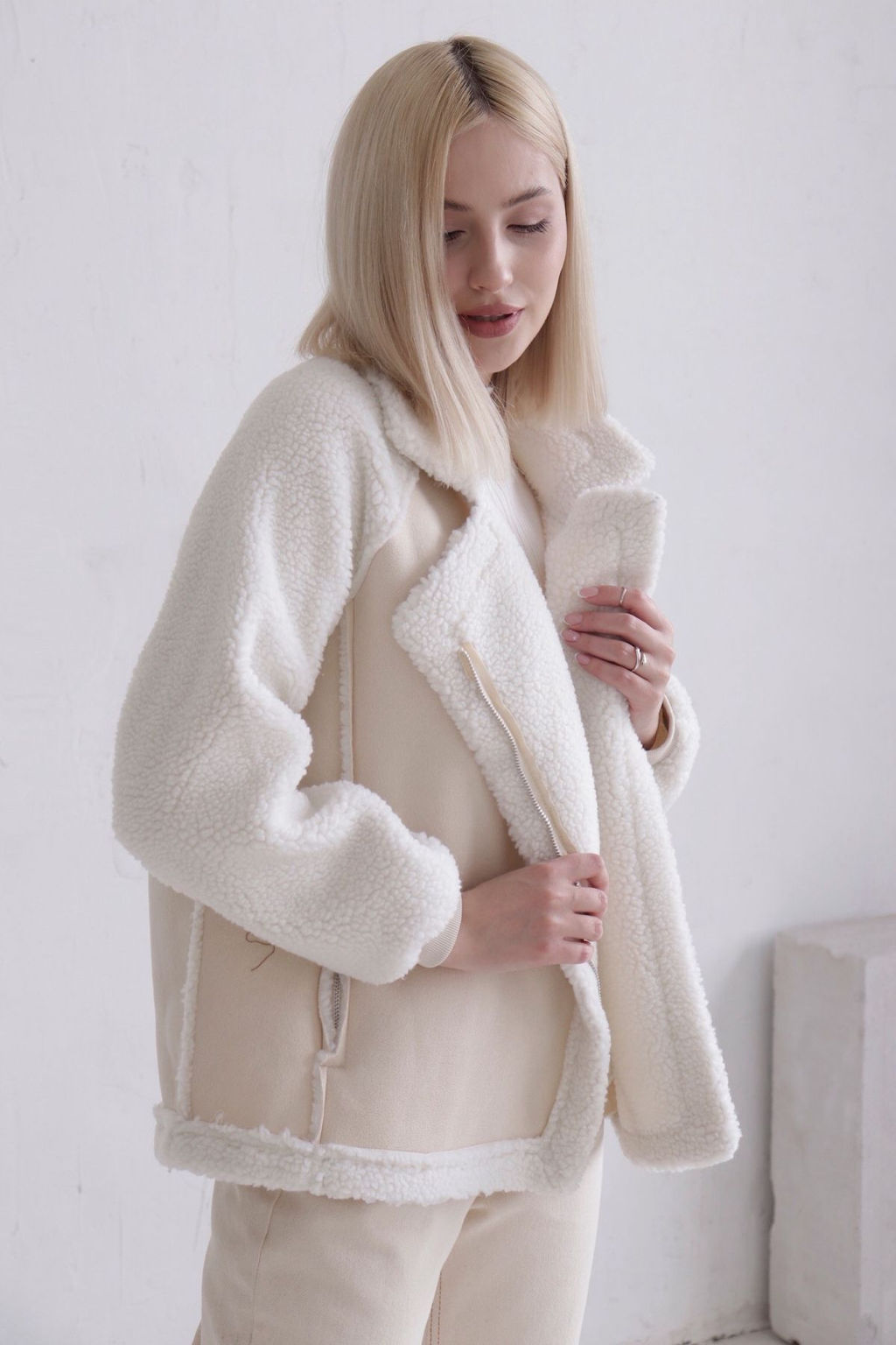 12237 Куртка-дублёнка кремовая - Martichelli фото 4