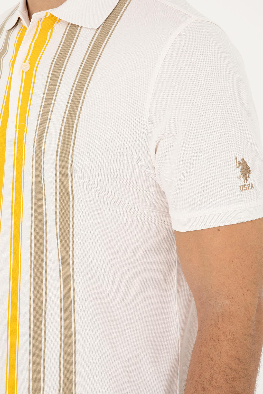 U. S. Polo Assn / Мужская футболка цвета экрю - U.s. polo assn фото 14