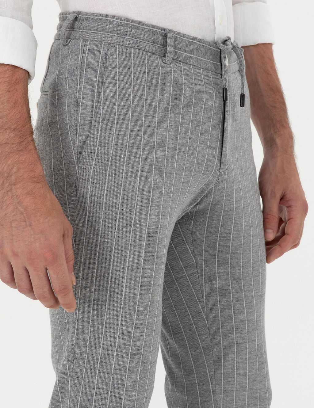A__k Gri Slim Fit Y_n Kar___ml_ _izgili Pantolon