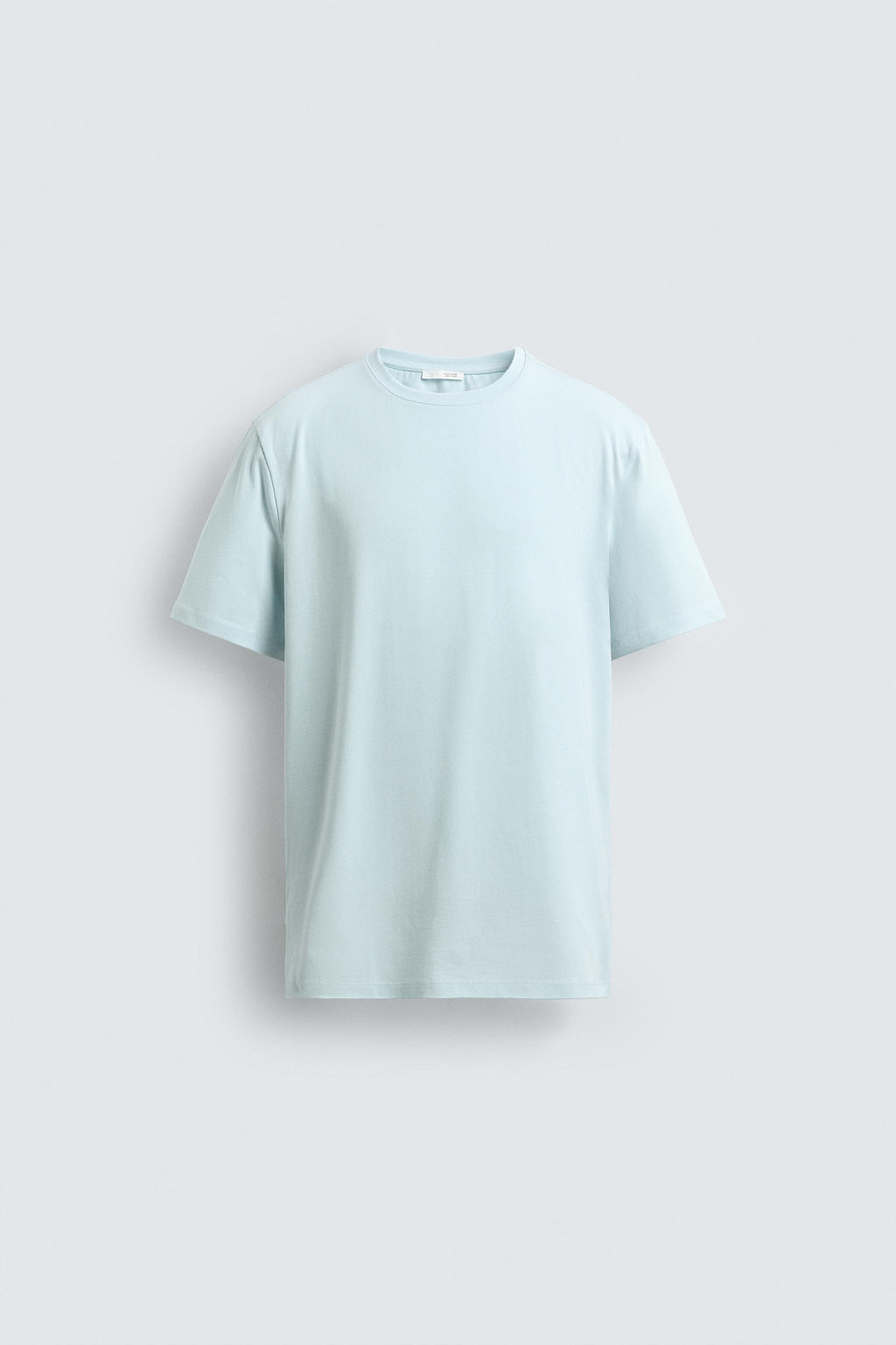 CAMISETA SLIM FIT B?SICA /01 / Celeste claro