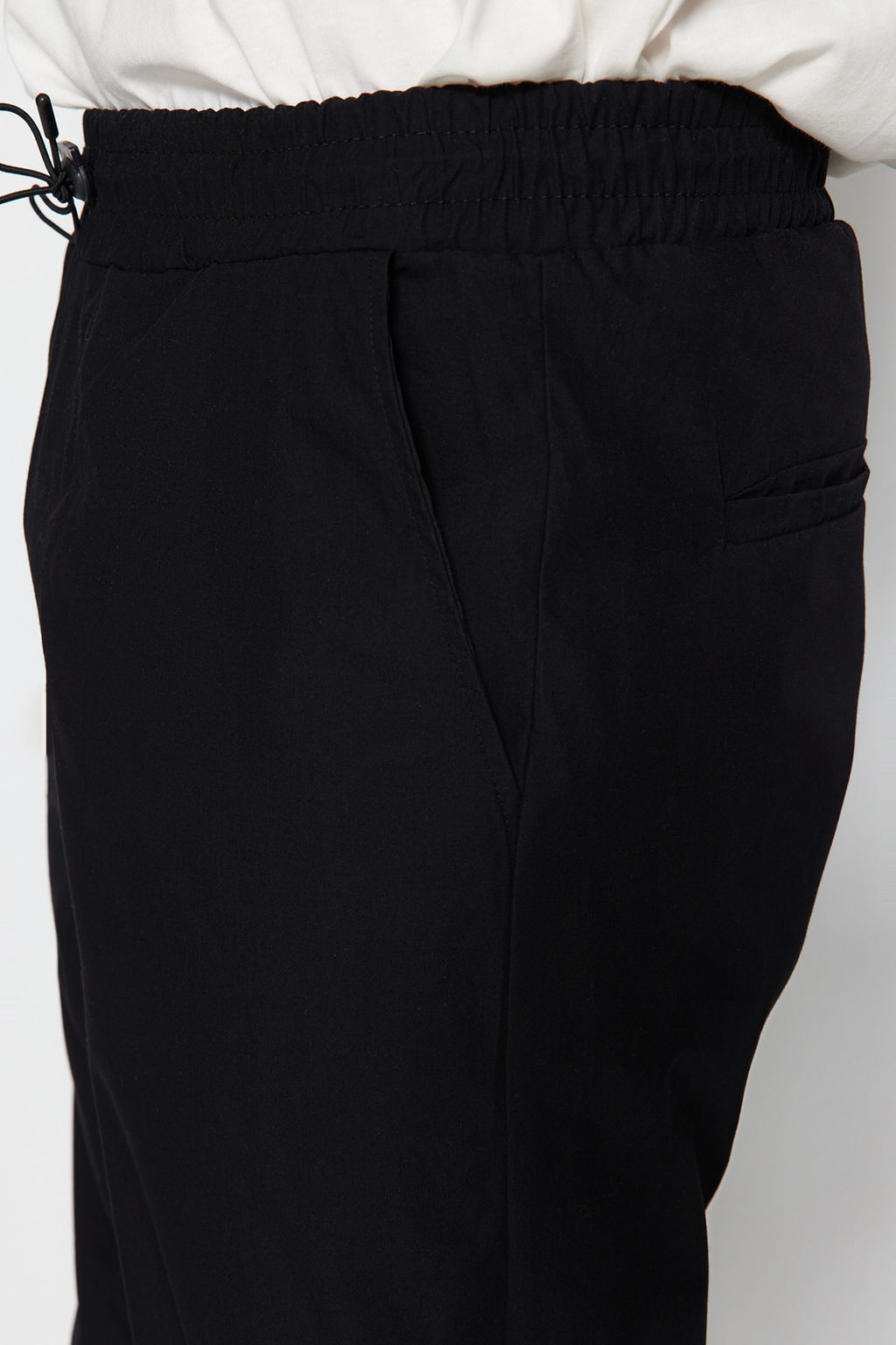 Siyah Jogger Fit Baggy Parasut Pantolon TMNSS23PL00045