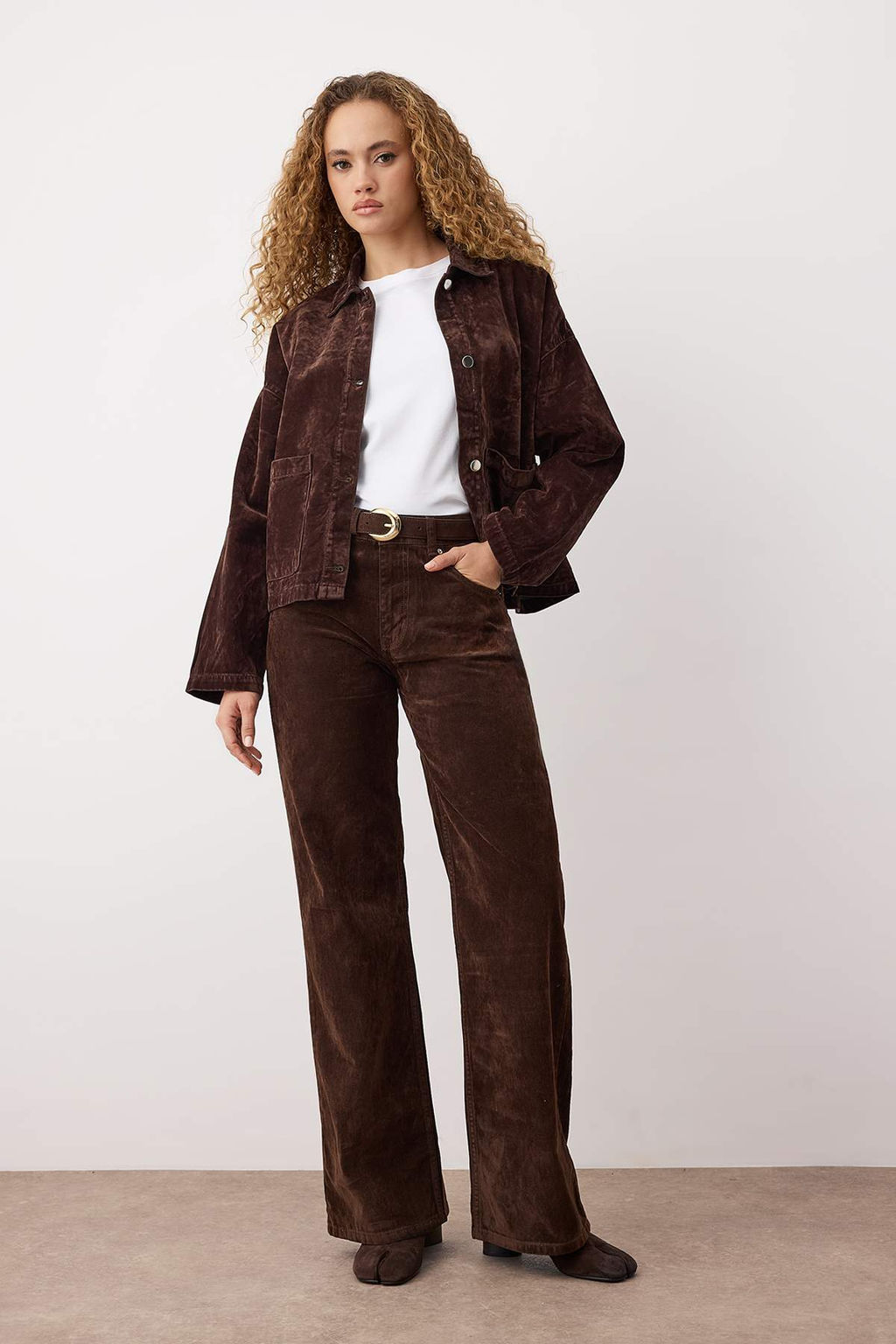 Kahverengi Suet Gorunumlu Yuksek Bel Wide Leg Jeans TWOAW26JE00175