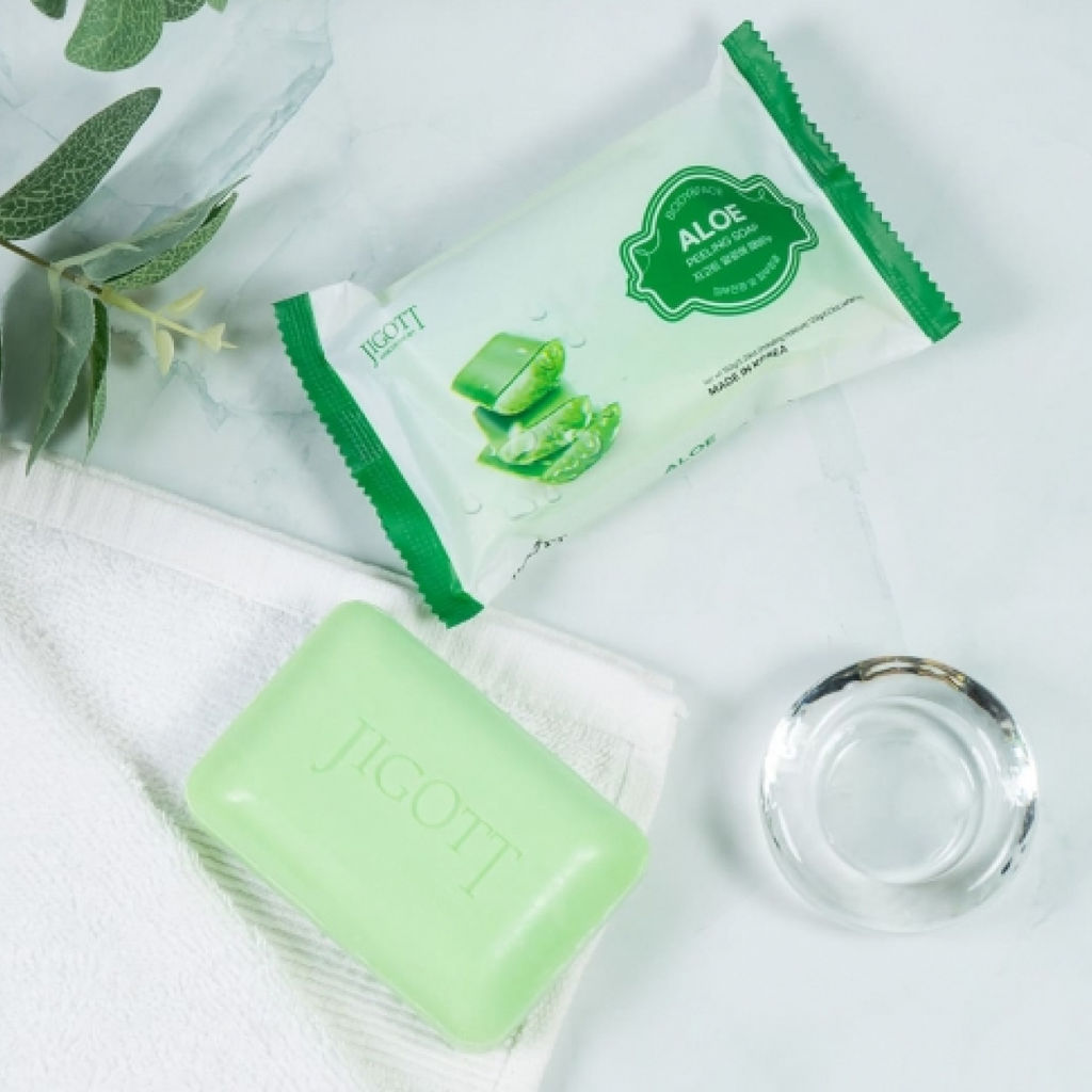 Jigott Мыло-скраб для лица и тела с экстрактом алоэ / Aloe Scrub Soap, 150 г