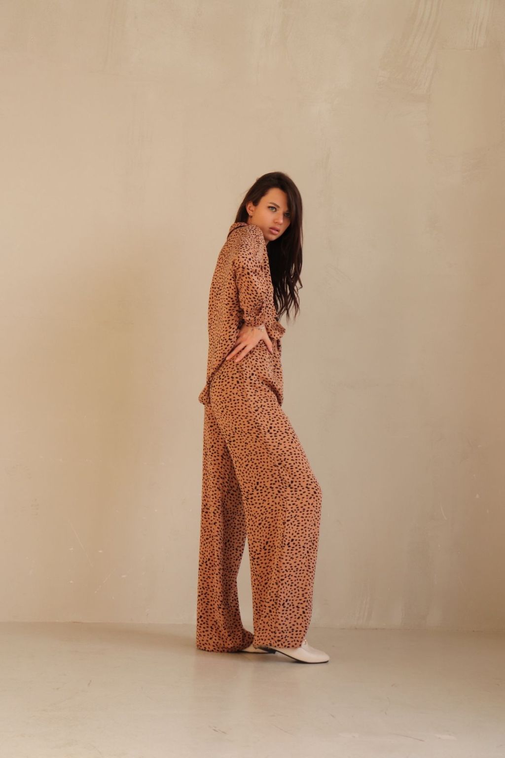 7002 Костюм летний кофейный с пятнышками - Martichelli фото 11