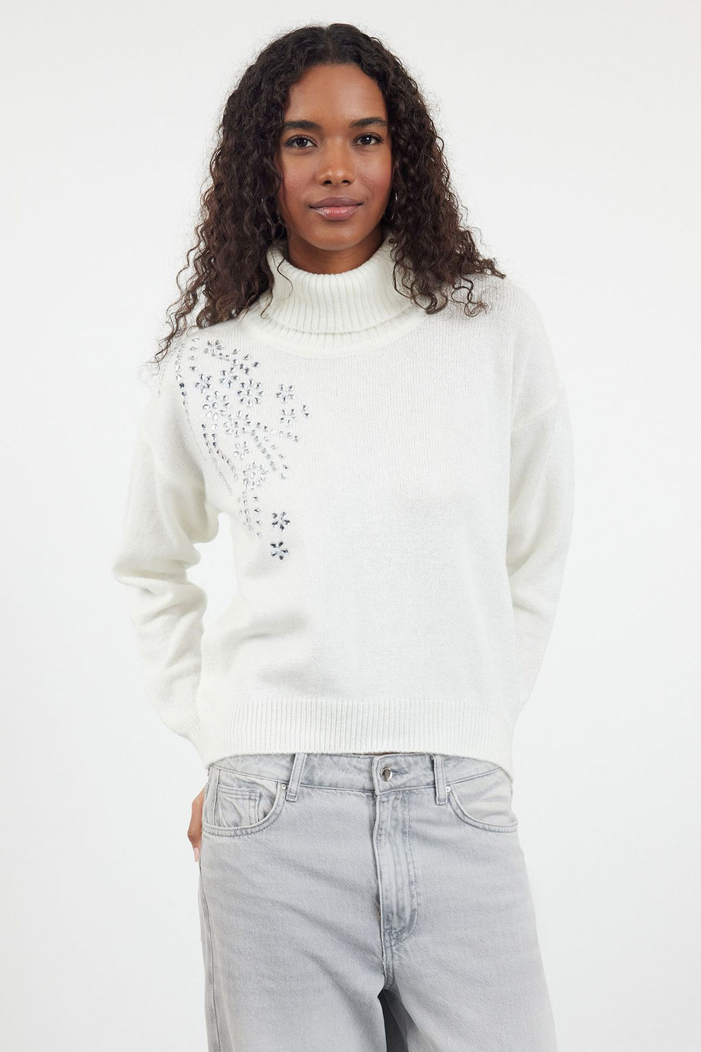 Siyah Yumusak Dokulu Tas Detayl? Bal?kc? Yaka Triko Kazak TWOAW24KZ00188 - Trendyolmilla фото 10