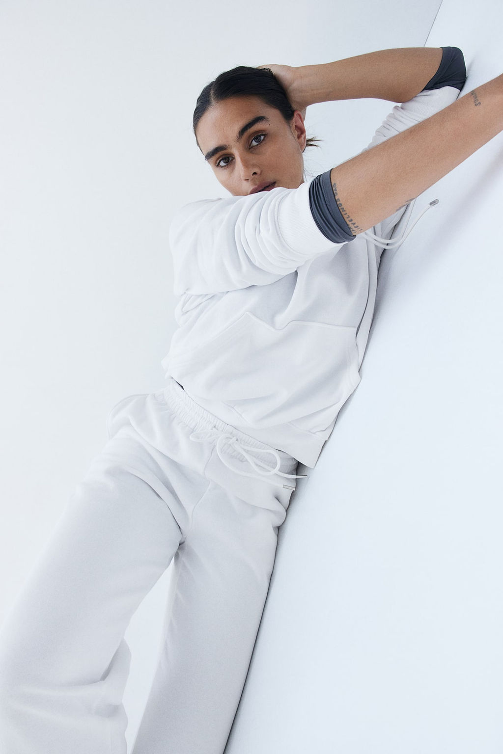 Pantalon de chandal en mezcla de algodon - H&m фото 5