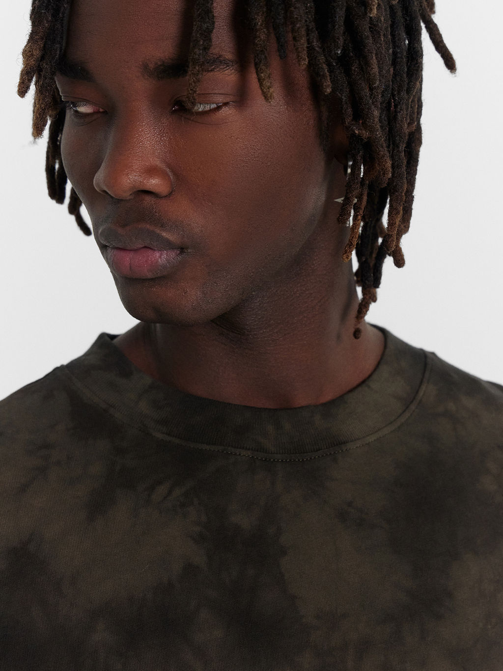 Футболка мужская хаки с эффектом фаст дай хаки фаст дай 111883 - Mark formelle фото 5